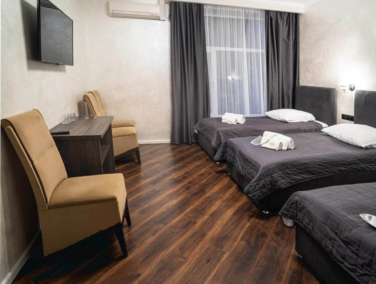 Safari-Club Hotel Vinnitsja Eksteriør billede