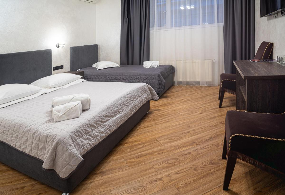 Safari-Club Hotel Vinnitsja Eksteriør billede