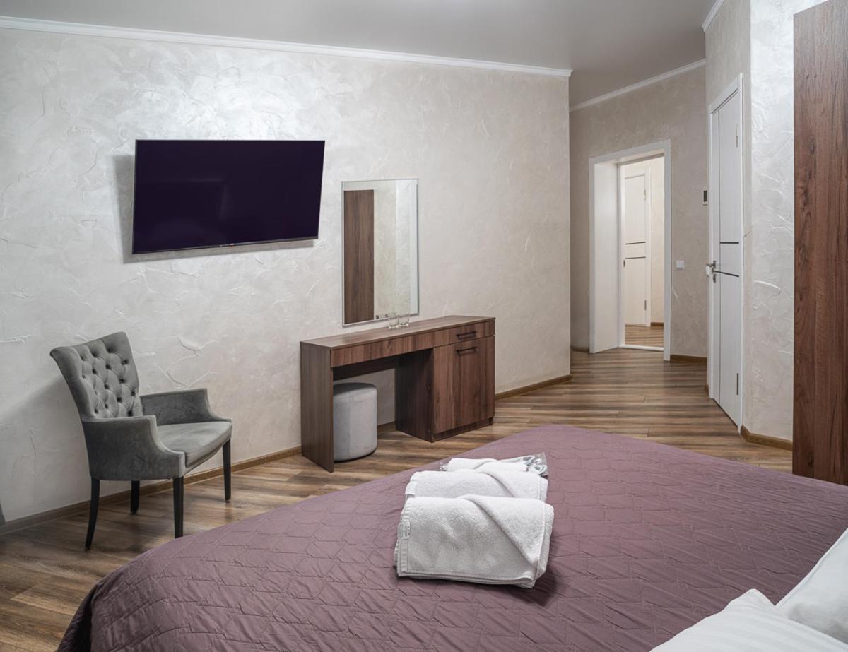 Safari-Club Hotel Vinnitsja Eksteriør billede