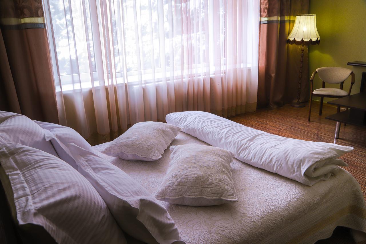Safari-Club Hotel Vinnitsja Eksteriør billede